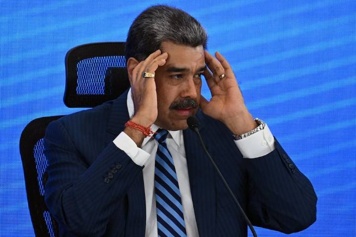EE. UU. le propuso a Nicolás Maduro “irse a Rusia”, dice senador republicano