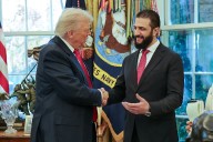 Trump recibe en la Casa Blanca en un encuentro de perfil bajo al presidente sirio, un ex comandante de Al Qaeda