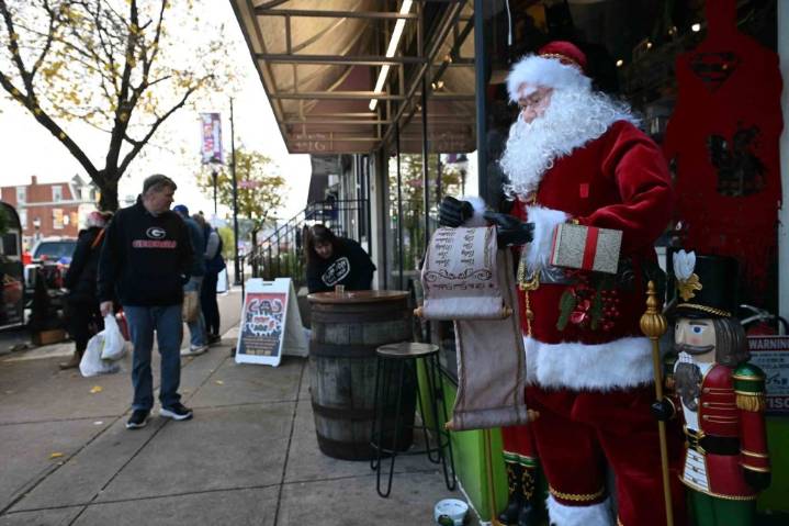 Small Business Saturday puts the focus on shopping local