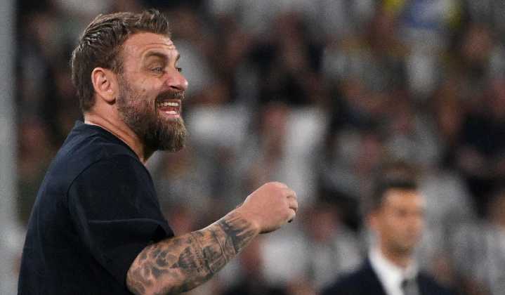 Johan Vásquez ya tiene nuevo entrenador en el Genoa y es ¡Una leyenda!