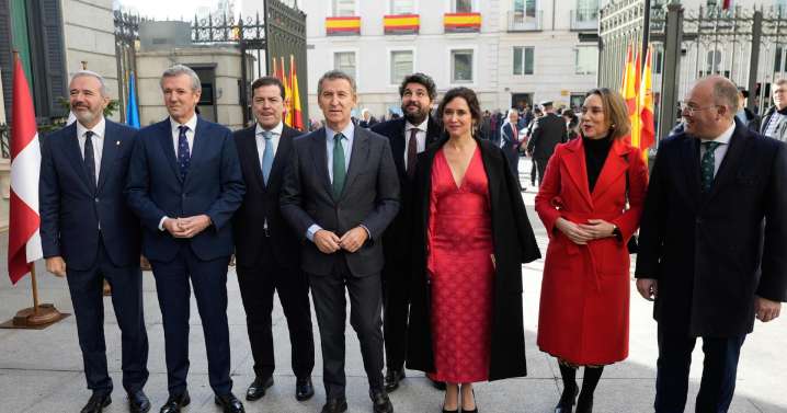 Las comunidades se rebelan contra el decreto de universidades del Gobierno: «Van a tener que empezar de cero»