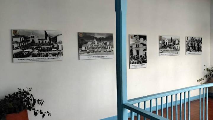El Pueblito Paisa celebra 47 años de historia de los antioqueños con exposición fotográfica