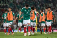 México se mide ante Paraguay con la necesidad de un triunfo