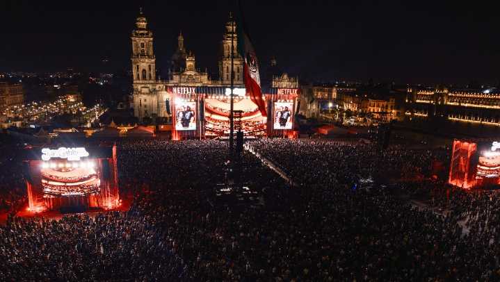 Juan Gabriel reúne a 170 mil personas en CdMx