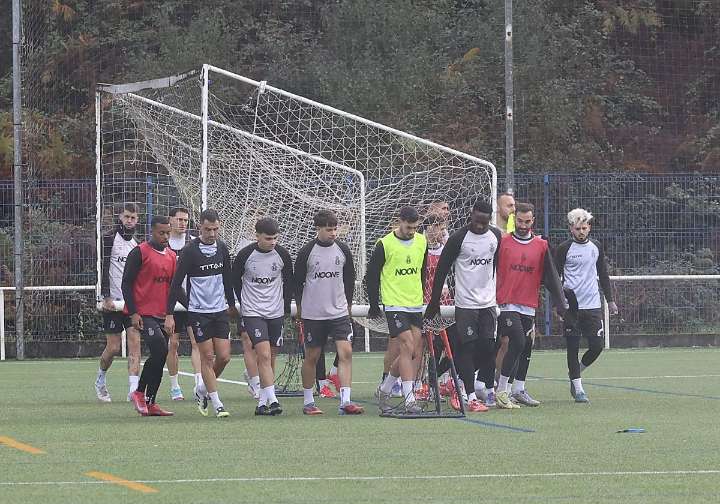 El Real Avilés quiere el botín en Mérida