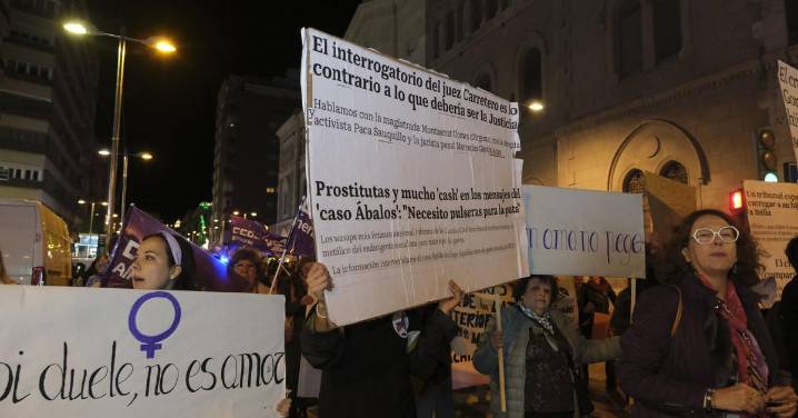 Fotografías de la manifestación del 25-N por la violencia de género, en Almería