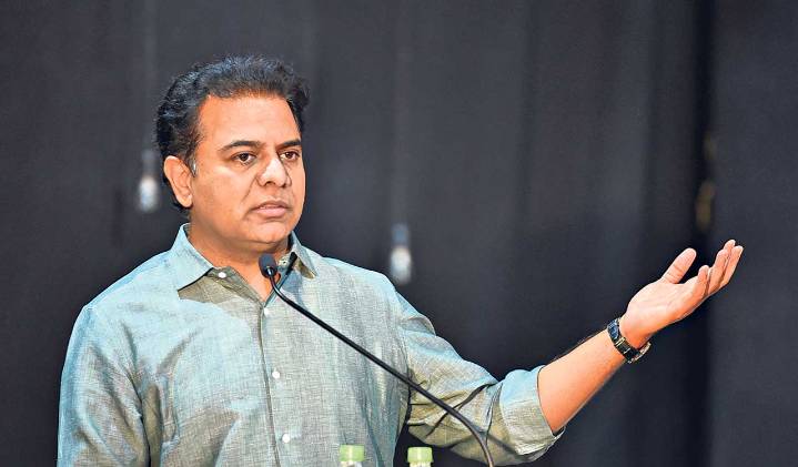 Cotton procurement crisis: KTR demands Telangana delegation to Delhi