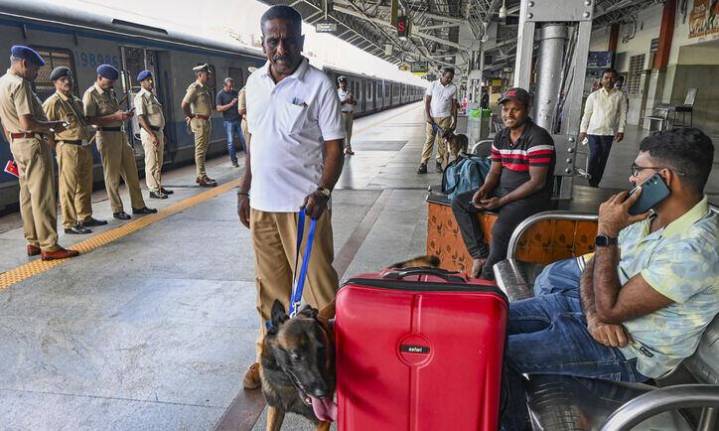 UK updates India travel advisory after Delhi blast, urges caution