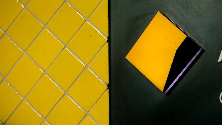 No rate cuts in 2026, Commonwealth Bank of Australia CEO Matt Comyn warns in major blow to struggling mortgage holders