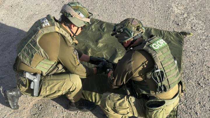 Pasajero fue detenido: Encuentran granada de uso militar bajo asiento de un bus interprovincial en Pozo Almonte