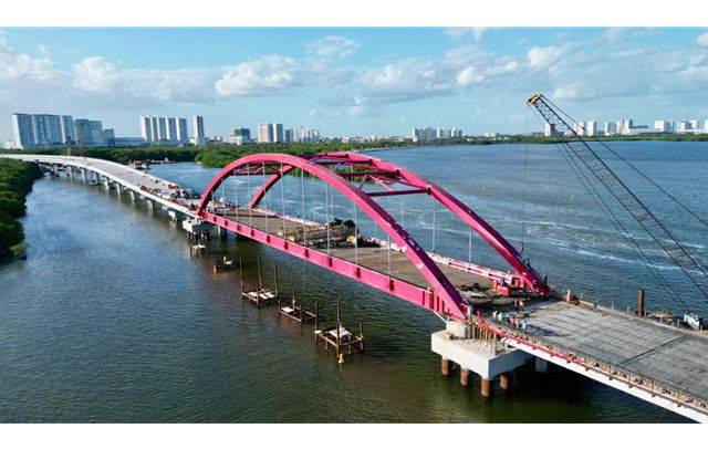 Avanza 90.2% la construcción del Puente de la Laguna Nichupté en Cancún