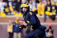 QB J.J. McCarthy Made 5 Figures After Beating OSU & Contributed All to Michigan Former Michigan QB J.J. McCarthy's father tells a story of unprecedented loyalty to the Michigan players and fandom. Kam