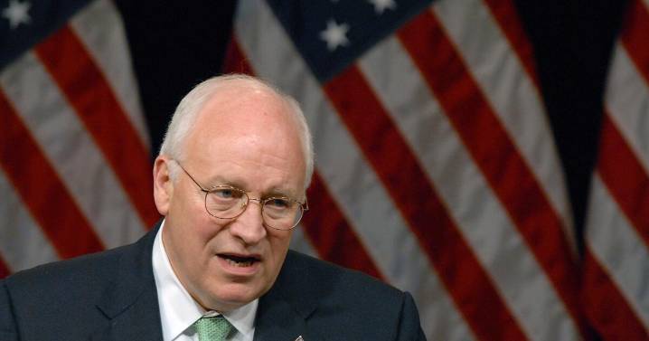 Dick Cheney, uno de los vicepresidentes más poderosos y divisivos de EEUU, muere a los 84 años