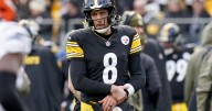 Steelers QB Aaron Rodgers has "slight break" in non-throwing hand, hoping to play in Week 12 reports say