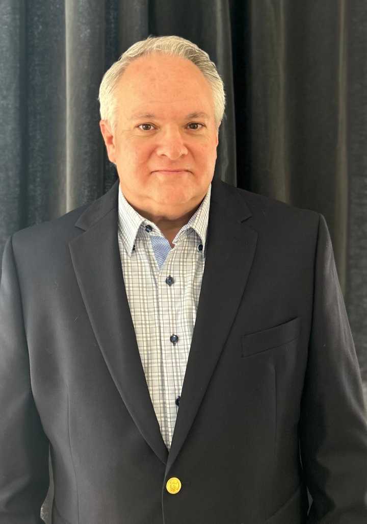 Robert Raimondo enters R.I. governor’s race