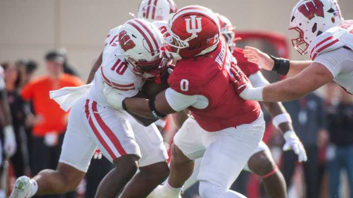 Who is Gideon Ituka? Wisconsin RB carted off against Indiana football