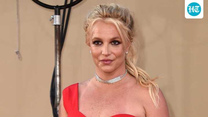 Britney Spears spends a night with Kim and Khloe Kardashian in new video