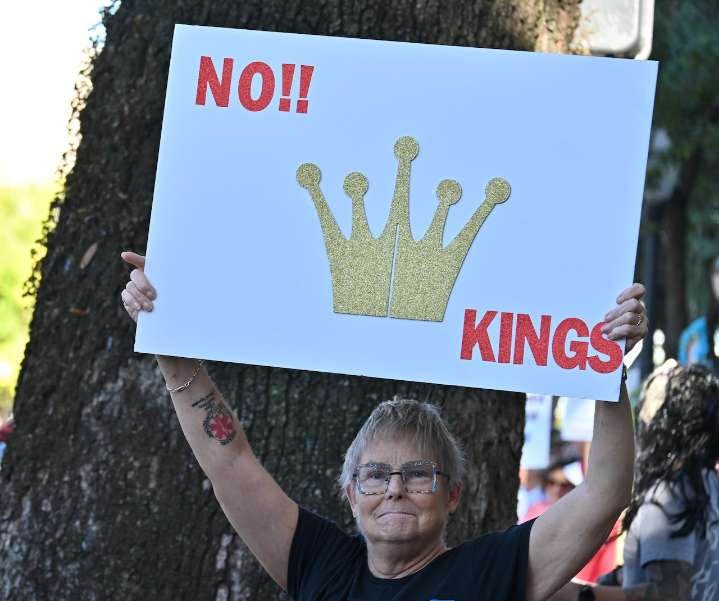 Dirty tricksters are trying to mislead Democrats to vote no on retaining judges