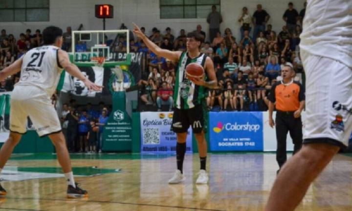 Villa Mitre clasificó a la final de Primera