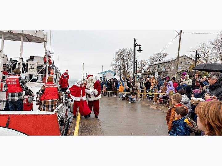 Santa arrives by boat for Port Dover Christmas Fest parade