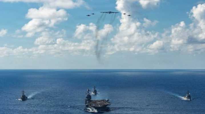 Informe: Los pilotos del Porta-aviones USS Ford están estudiando las defensas aéreas venezolanas