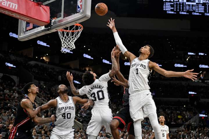 Warriors vs. Spurs FREE LIVE STREAM (11/14/25): How to watch NBA Cup group stage online