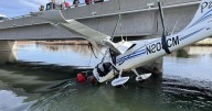 Pilot walks away with minor injuries after plane crashes into Snake River near Blackfoot