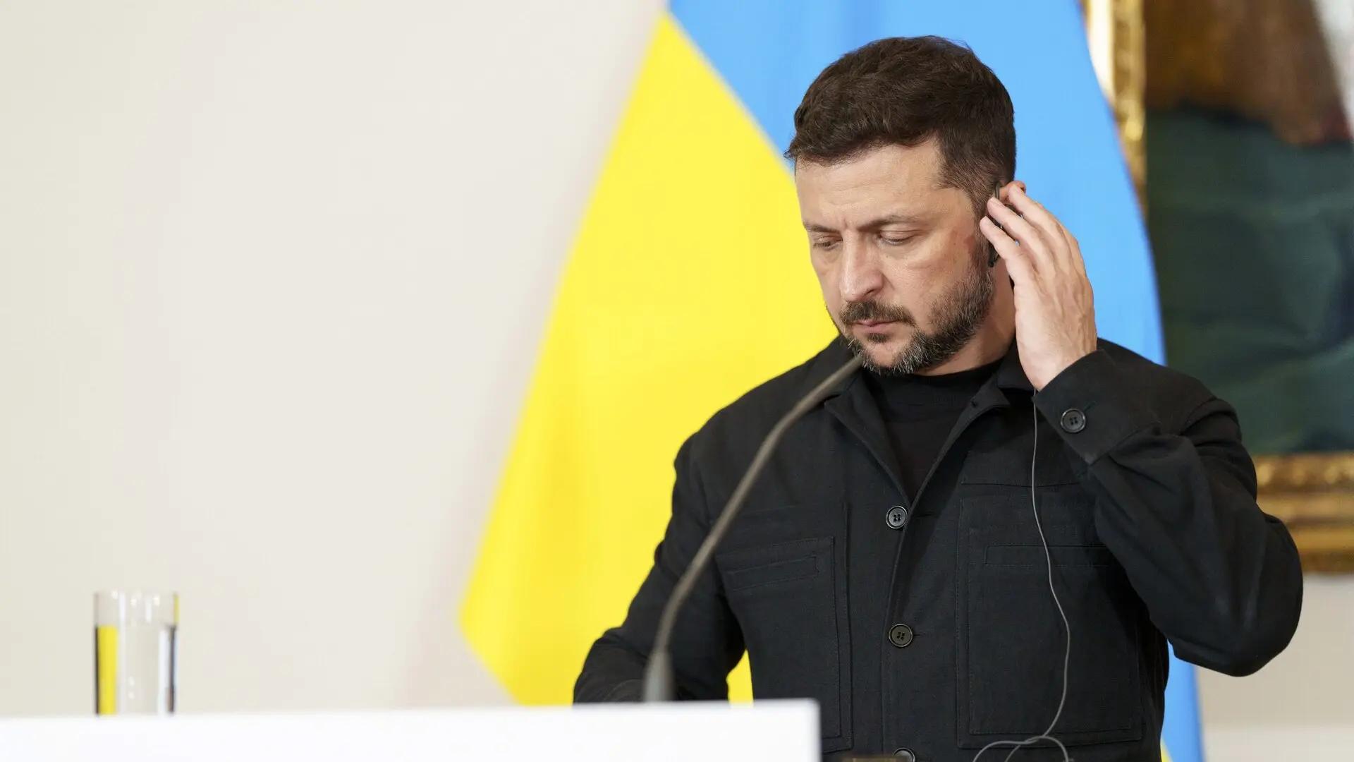 Zelenski: "Esperamos que otro país fuerte incremente su apoyo"