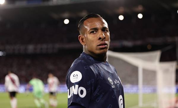 ¿Sebastián Villa puede transformarse en jugador de River?