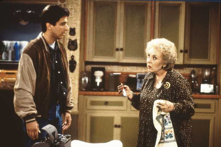 ‘Everybody Loves Raymond’ Reboot: Ray Romano & Phil Rosenthal Share Big Update