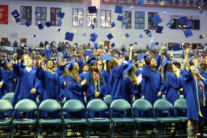 Vestavia Hills school district earns 97 on 2024