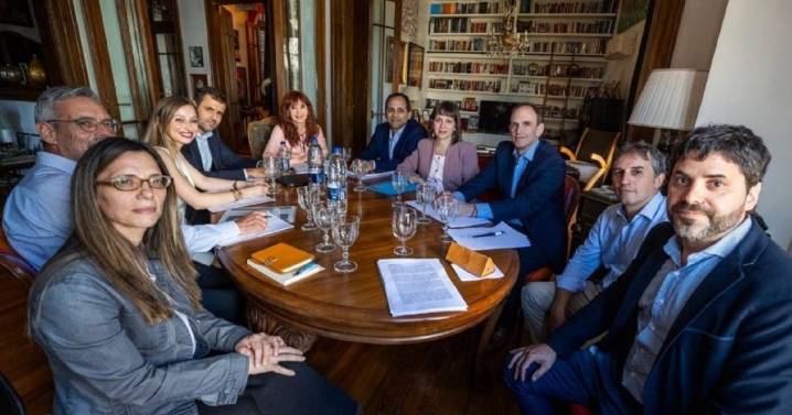 Impusieron restricciones al régimen de visitas de Cristina Kirchner: podrían quitarle la domiciliaria