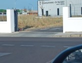 Robo mayúsculo en una nave municipal de Badajoz: los ladrones fuerzan los accesos y se llevan herramientas y un furgón