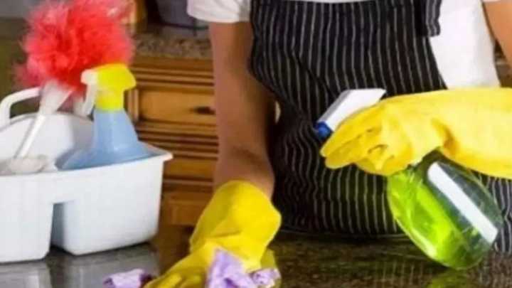 Aumentan los salarios de empleadas domésticas: habrá dos incrementos y un bono de $14.000