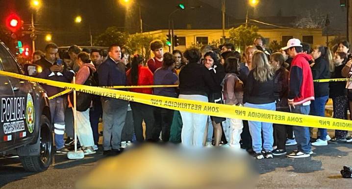 Bus de la línea 50 atropelló a adulto mayor en Barrios Altos y chofer se dio a la fuga