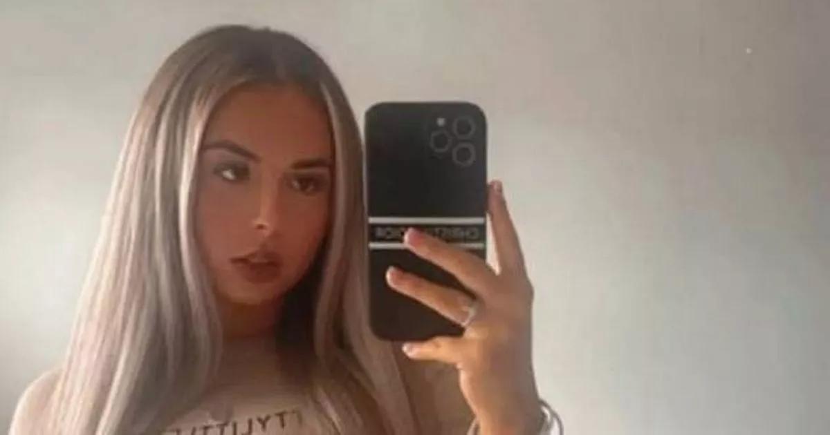 'You know you want to': Female cop barred over 'unwanted sexual approach' to colleague