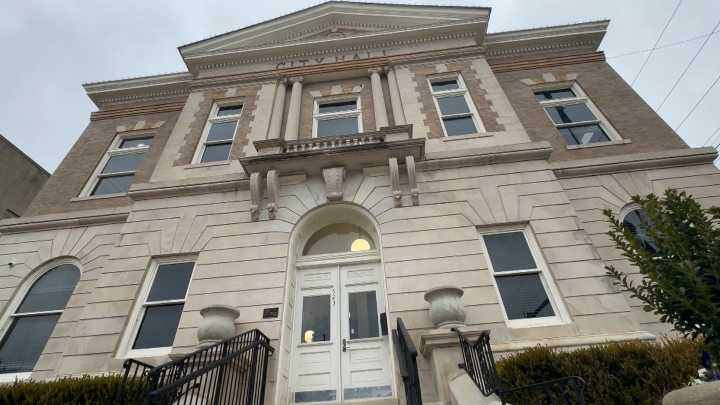 City Council and Lowndes Co. Supervisors discuss communication in Columbus meeting