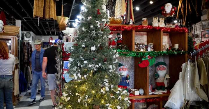 Local businesses gear up for 'Small Business Saturday' and the holiday season