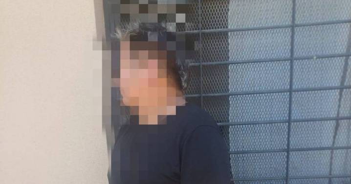 Detuvieron a un hombre con antecedentes tras intentar robarle el celular a un menor