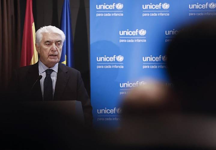 Una paga de 100 euros por hijo para paliar la pobreza infantil: Canarias sería de las más beneficiadas