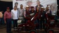 Entrega Saderh proyectos agropecuarios en Chapulhuacán y Jacala