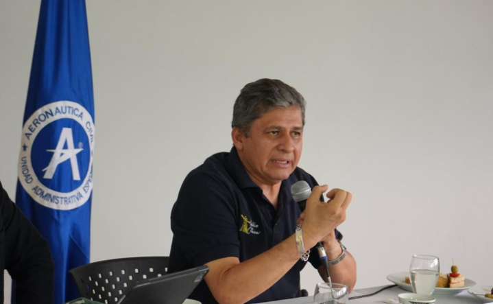 José Henry Pinto Rodríguez renuncia a la dirección de la Aeronáutica Civil