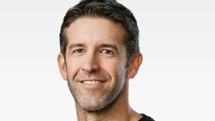 John Ternus Leads As Internal Contender For Apple CEO Position: Report