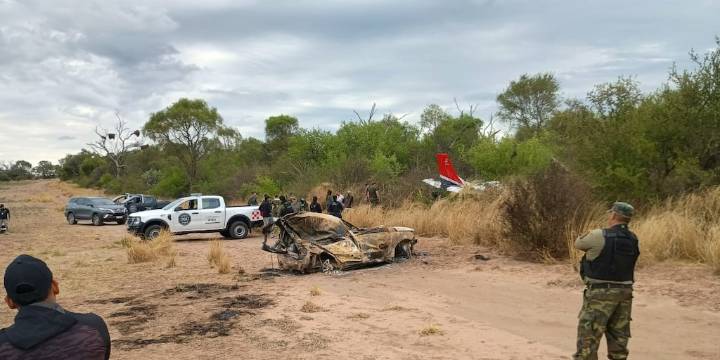 El momento de la caída de la avioneta narco en Salta y el curioso hallazgo en la cabina