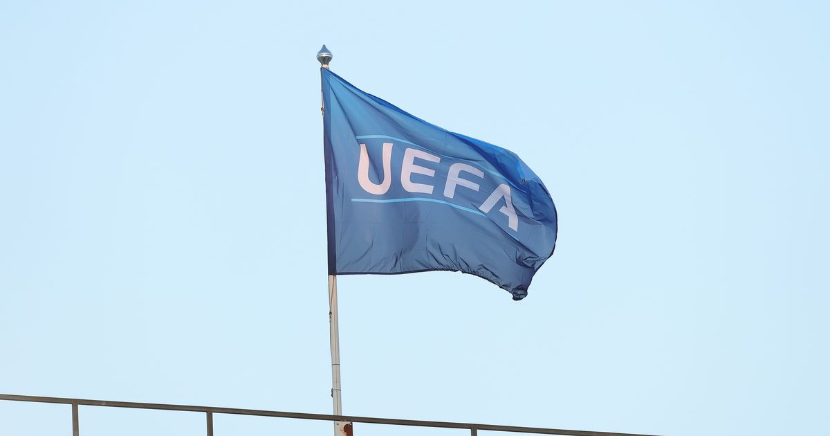 UK schools to close due to 'high risk' as 700 police deployed ahead of Europa League clash