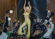 How the funny and feminist fashion in 'Palm Royale' further the storytelling