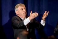 Teddy announces celebrity guest list and award winners for his Teddy Atlas charity dinner this month