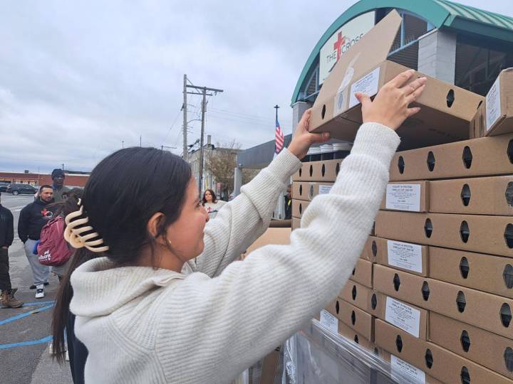 ‘It means everything’ – Over 10,000 turkeys given away this season by Food Bank of Northwest Indiana