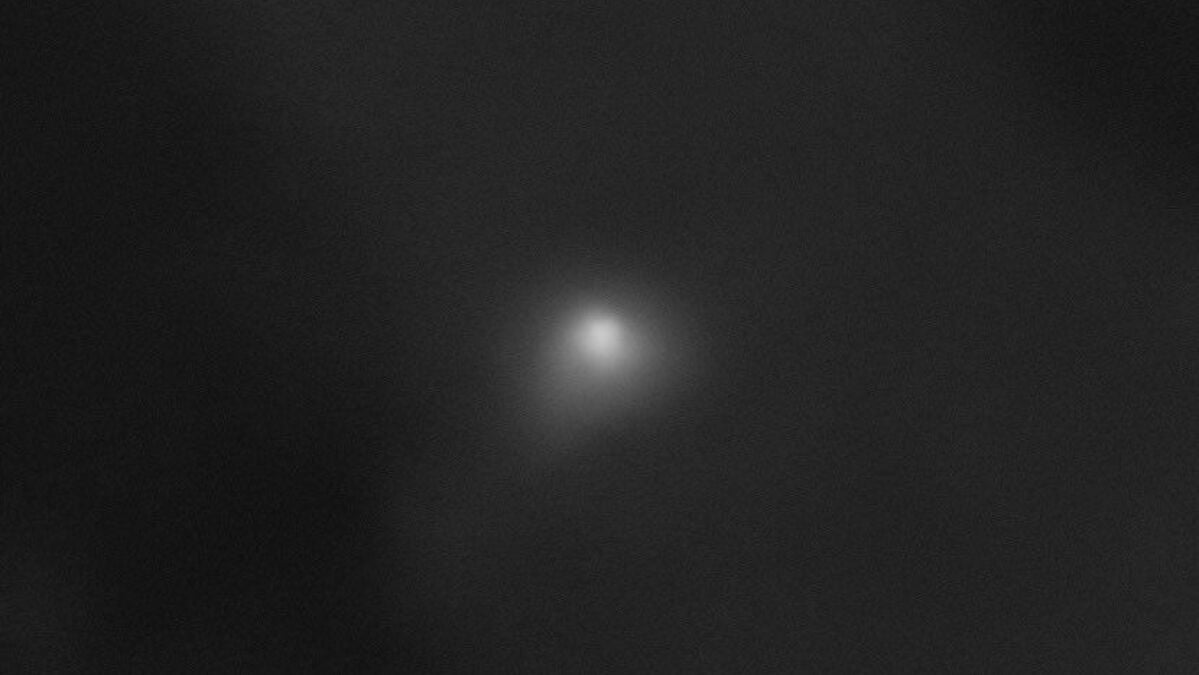 See all the new images NASA has taken of the interstellar comet