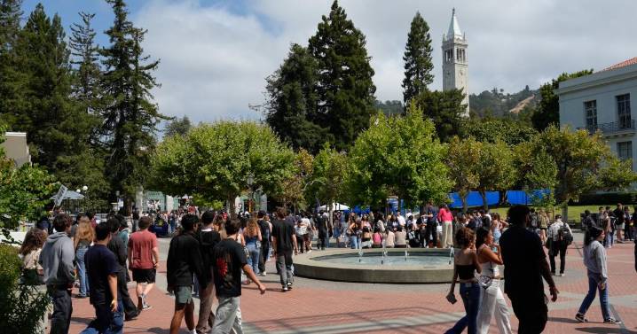 Alleged underwear thief breaks into California sorority, watches women shower